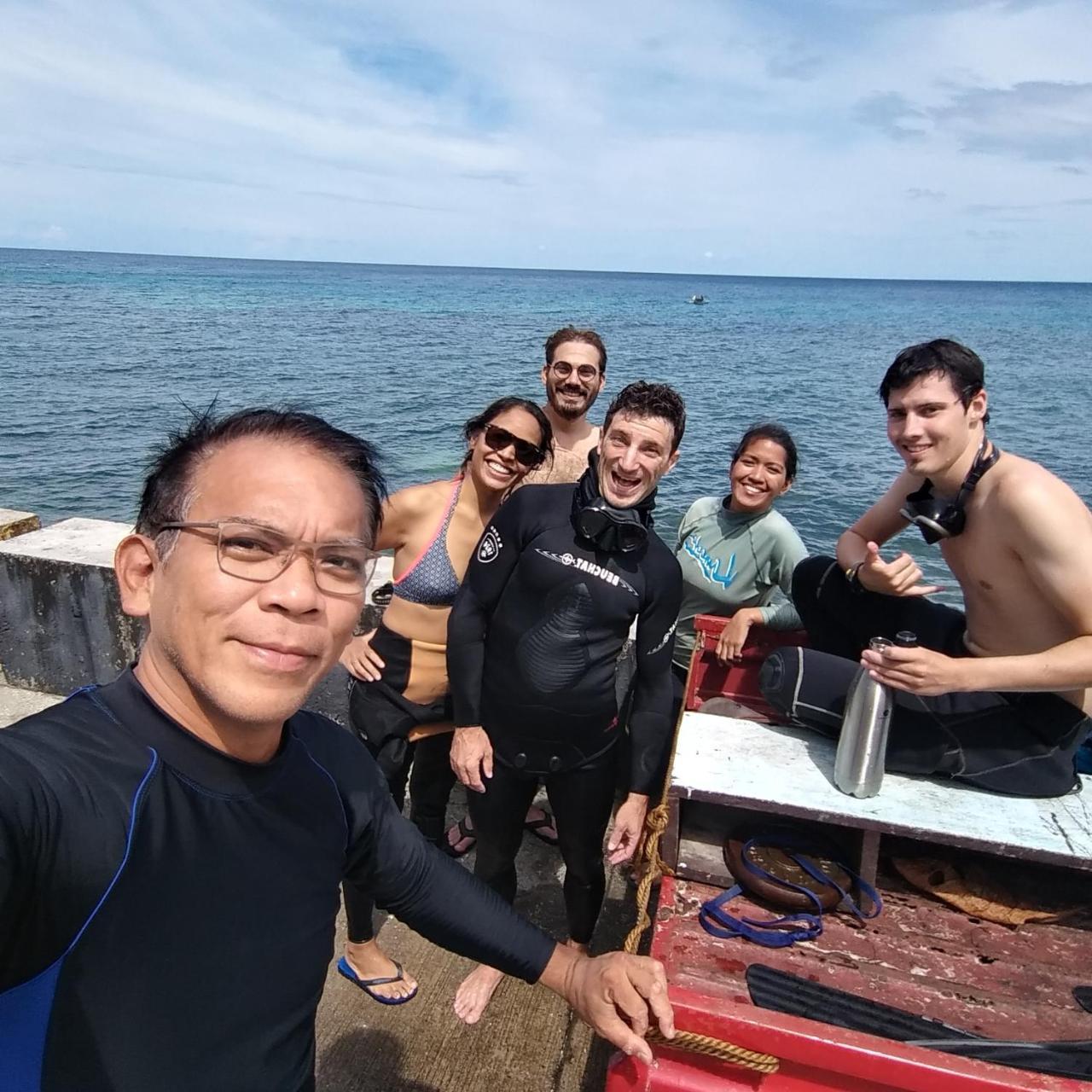 Paseo Del Mar Seaside Inn Jagna Bagian luar foto